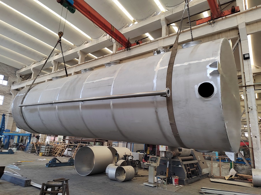 不銹鋼凈化塔在化工行業(yè)的重要應(yīng)用