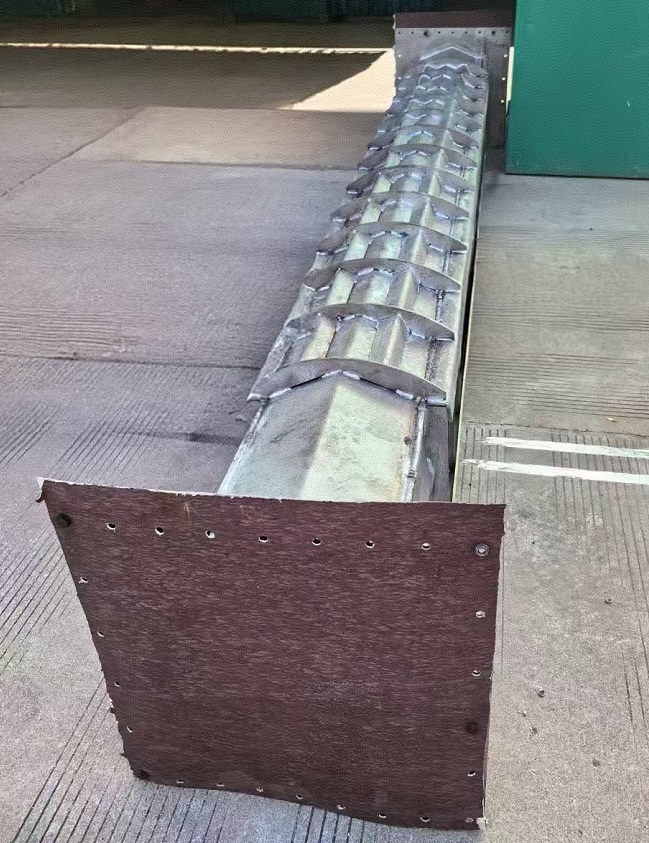 不銹鋼馬弗爐膽的制作