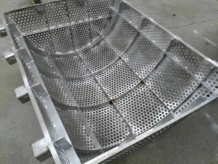 脫硫塔內(nèi)不銹鋼循環(huán)泵濾網(wǎng)的形狀與尺寸