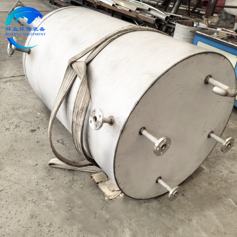 立式不銹鋼儲(chǔ)罐