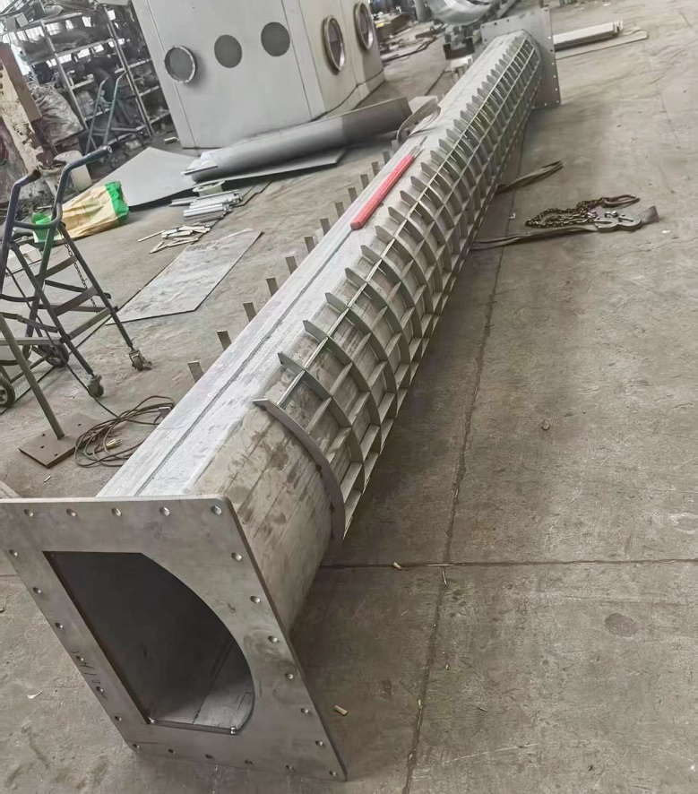 310S不銹鋼工業(yè)爐膽的重要性